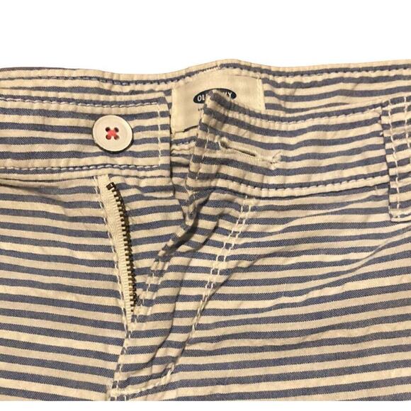 Old Navy Blue & White Cotton Shorts - child size 14 - Picture 3 of 5